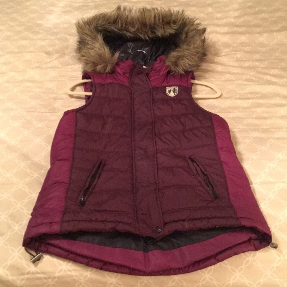 american eagle winter vest